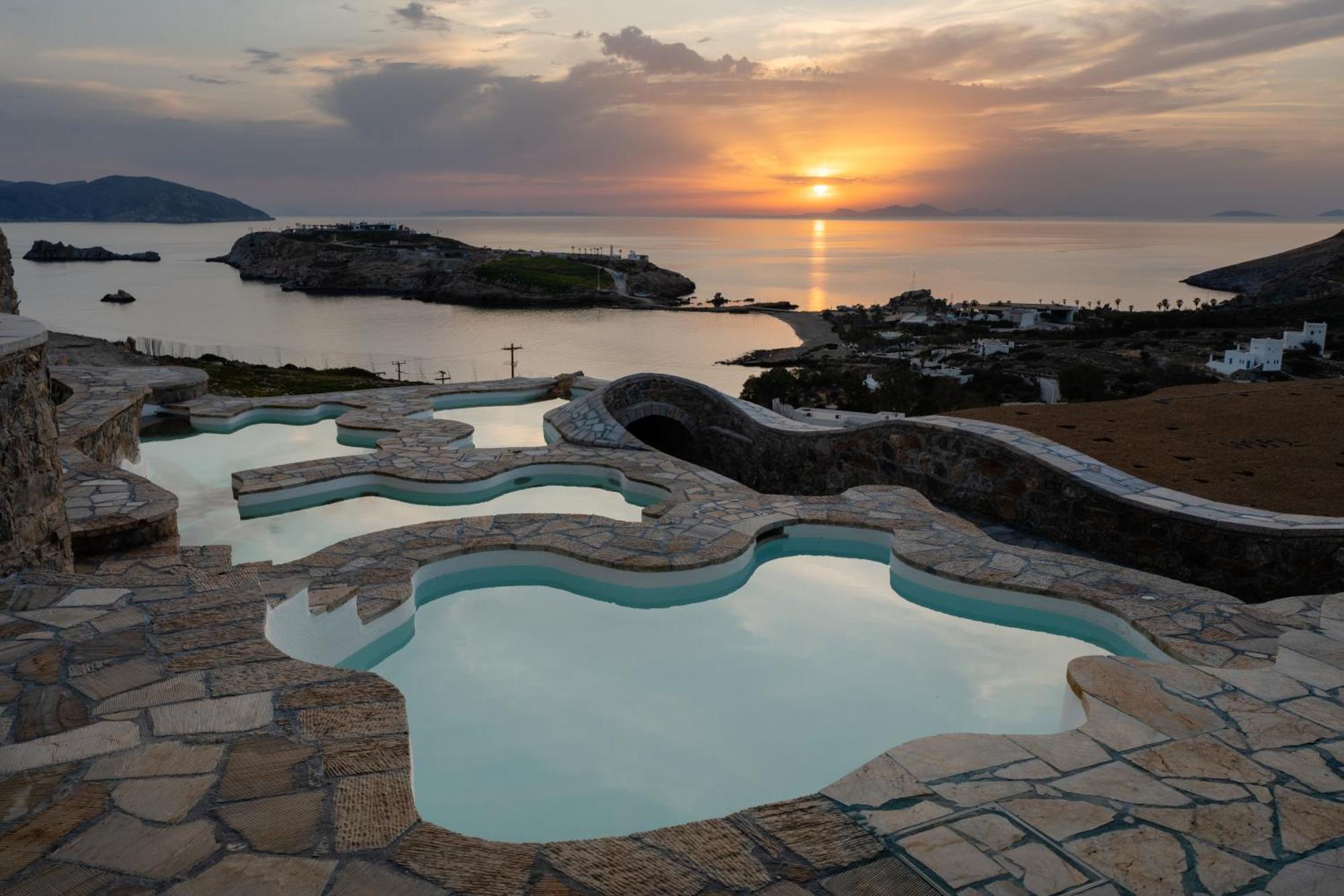 Agalia Luxury Suites Koumpara Luaran gambar